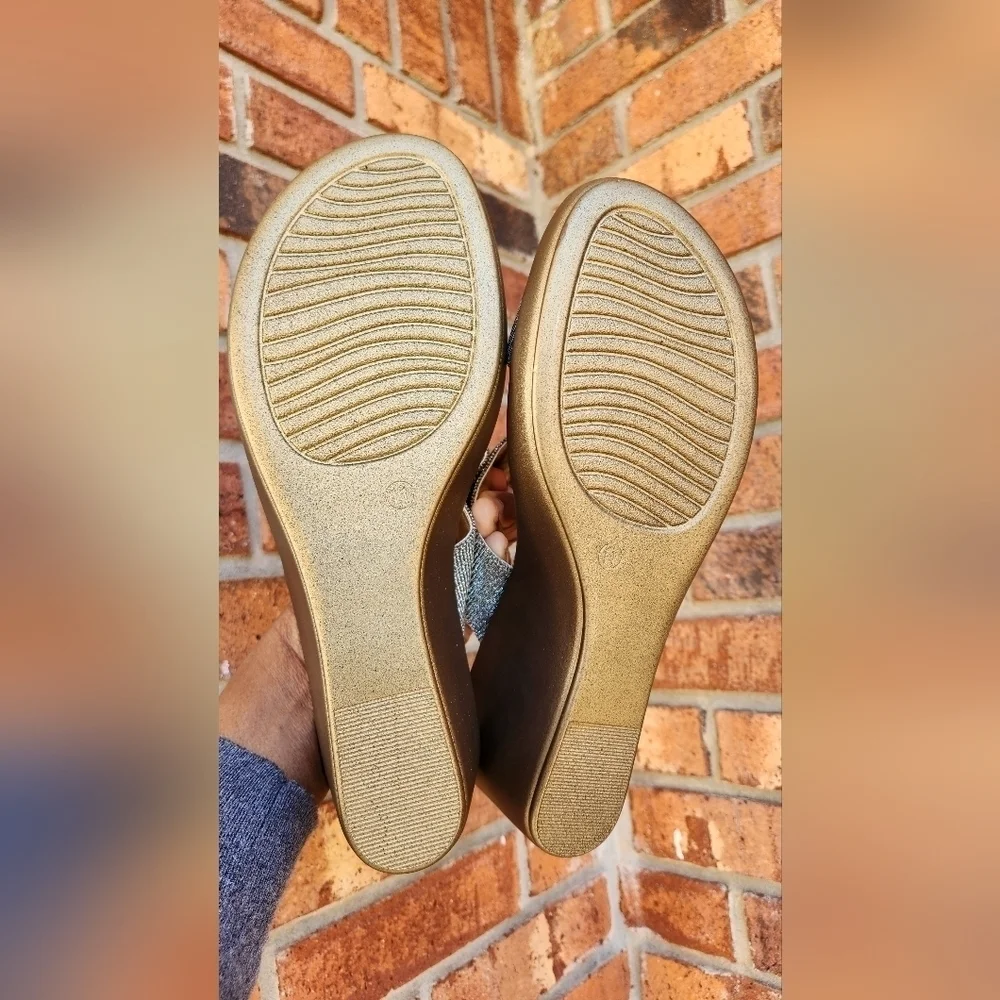 Pesaro Wedge Sandals - Picture 8 of 10